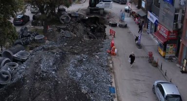 Eyüpsultan Bulvarı'nda altyapı çalışmaları sırasında kısmi göçük