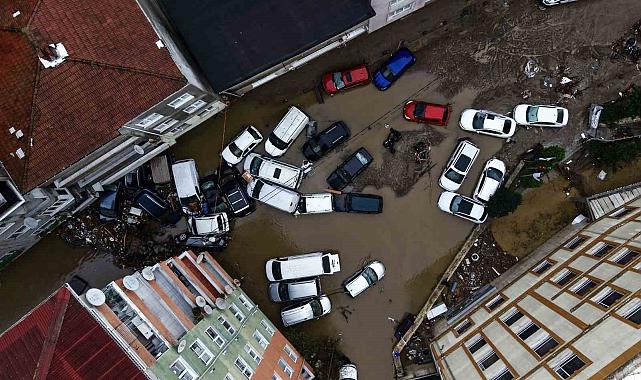 Fotoğraflarla İstanbul'da sel sonrası hasar