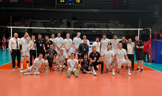 Gebze Belediyespor, Kupa Voley'de çeyrek finale yükseldi