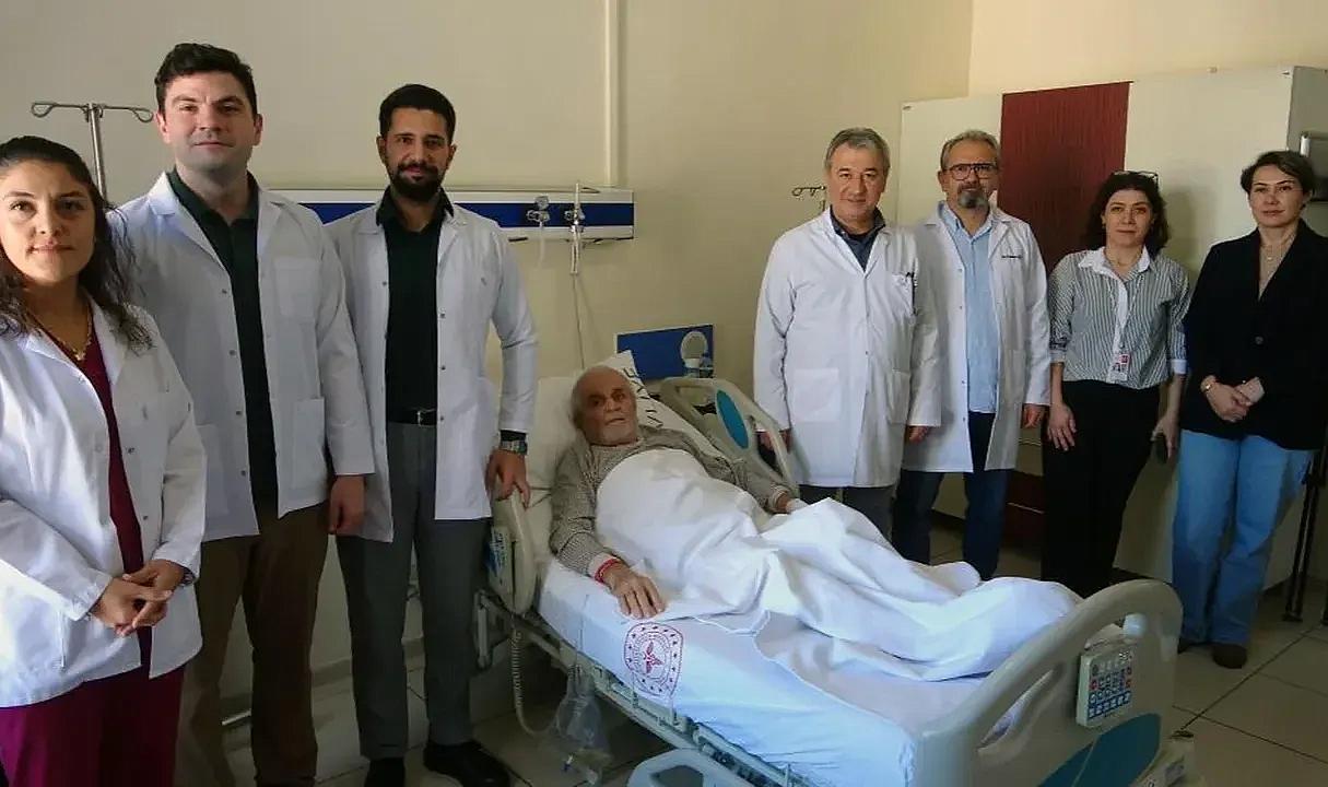 Giresun’da nadir vakaya başarılı ameliyat! Kanserli mesane alındı, iki böbrek de korundu