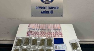 Kadıköy'de uyuşturucu şüphelilerine dron destekli operasyon: 2 kişi yakalandı