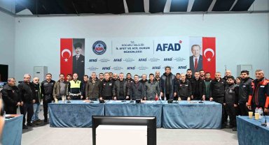 Kocaeli'de sağanak sonrası kriz merkezinde değerlendirme toplantısı