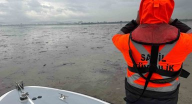 Kocaeli'de sel sularına kapılarak kaybolan vatandaşı arama çalışmaları sürüyor