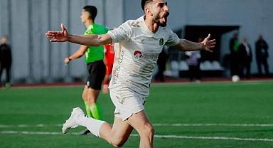 SAKARYASPOR’DAN MUHTEŞEM GERİ DÖNÜŞ! 6 DAKİKADA ZİRVEYE DAMGA VURDU