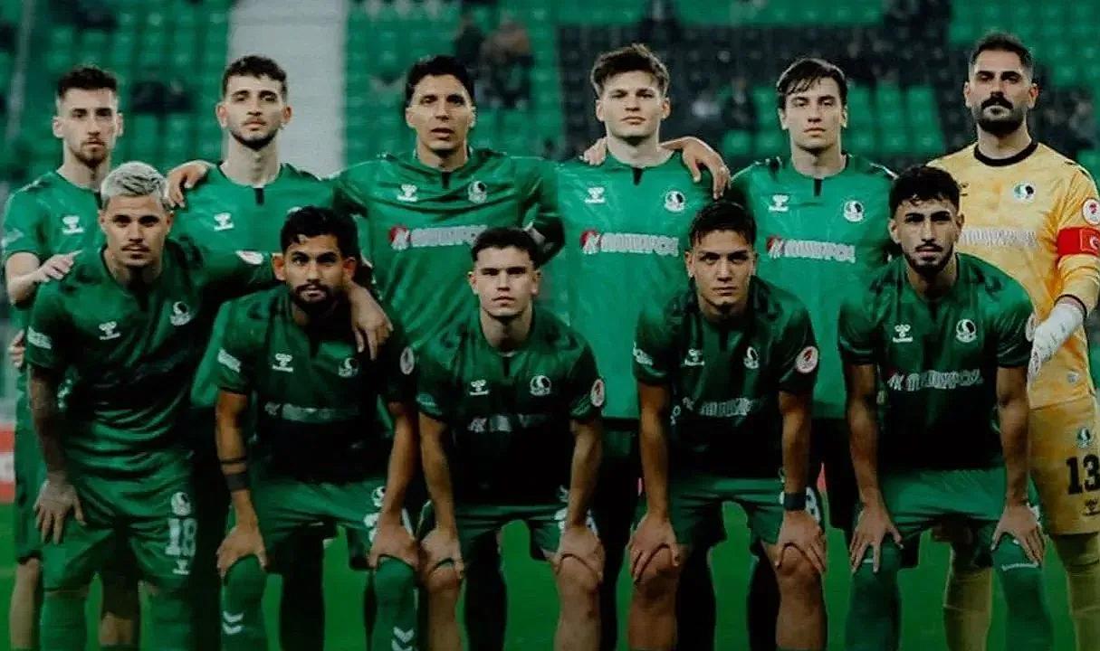 SAKARYASPOR KUPAYA EVİNDE VEDA ETTİ: 2-3