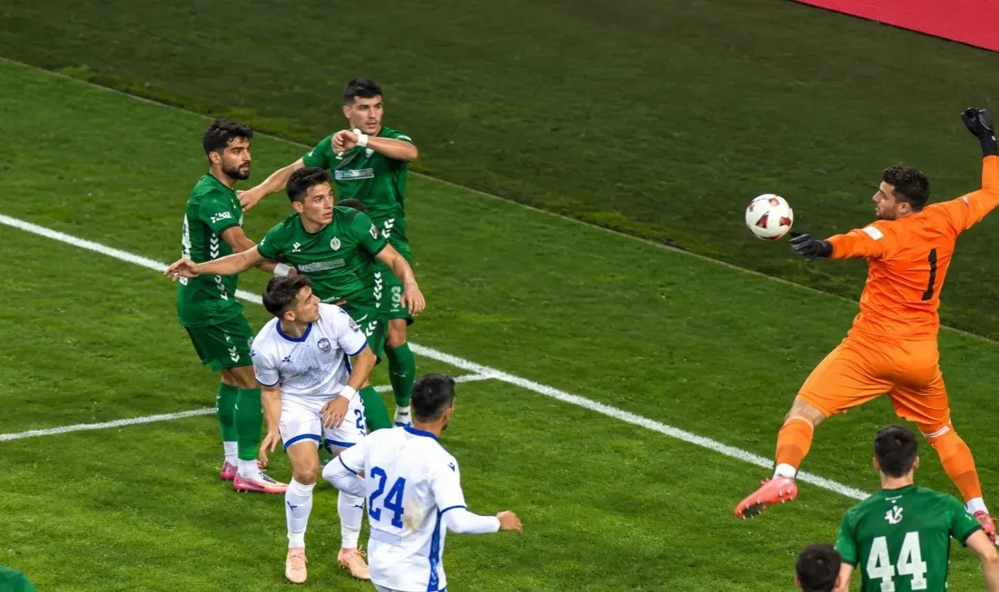 SAKARYASPOR KUPAYA EVİNDE VEDA ETTİ: 2-3