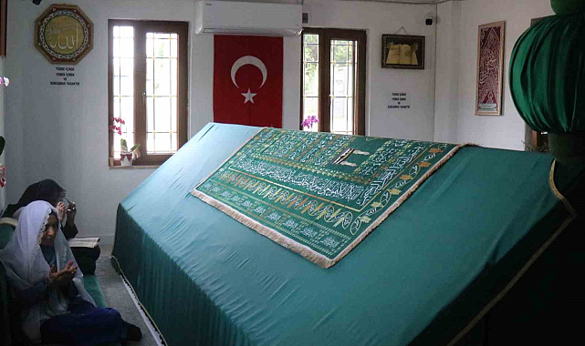 Şehre ve nehre adı verildiği rivayet edilen zatın türbesinde huzur buluyorlar