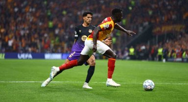 UEFA Şampiyonlar Ligi: Galatasaray: 1 - Barcelona: 1