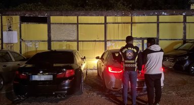 Üsküdar'da trafikte araç yumruklayan şüpheliye 180 bin TL ceza