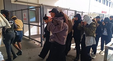Yasa dışı üreme ticareti operasyonunda gözaltına alınan 44 şüpheli sağlık kontrolünden geçirildi